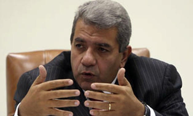 د . عمرو الجارحى  وزير المالية